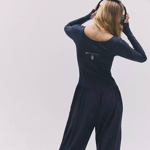 Hot Shot Wide Leg Onesie - Picture 3 of 4